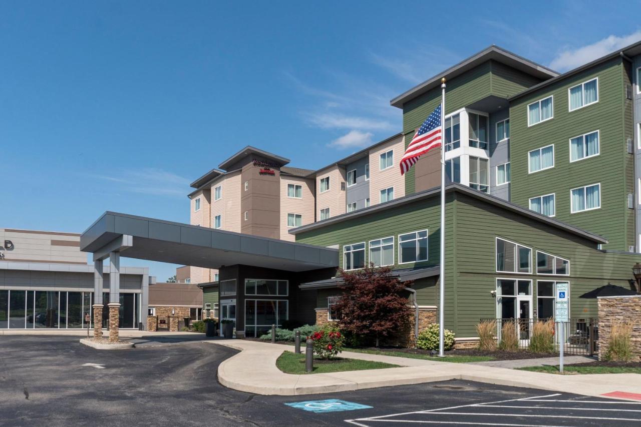 By Marriott Cleveland At The Emerald Event Center Hotel