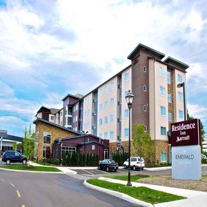 By Marriott Cleveland At The Emerald Event Center Avon